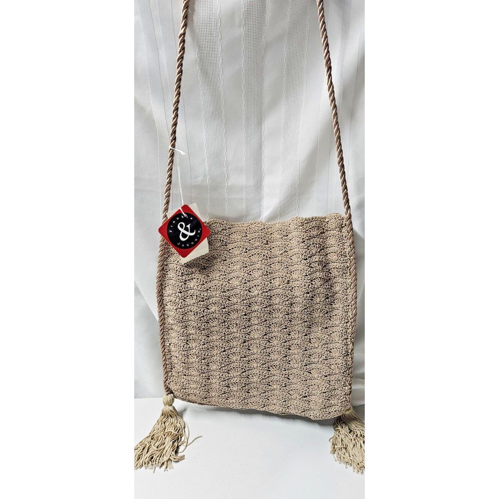 Vtg NWT Frankie & Johnnie Tan Boho Crocheted Woven crossbody Purse tassels